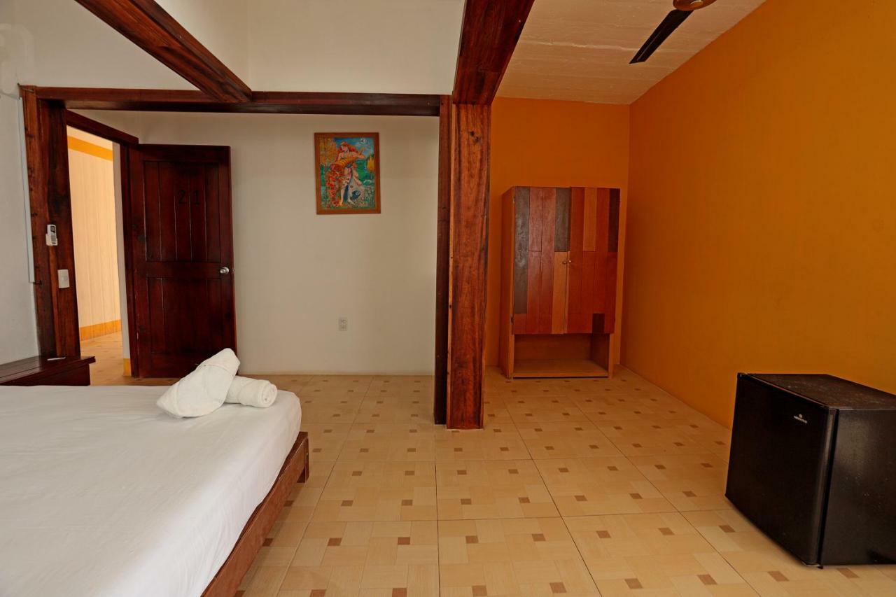 Hotel Neptuno Zipolite Exterior foto